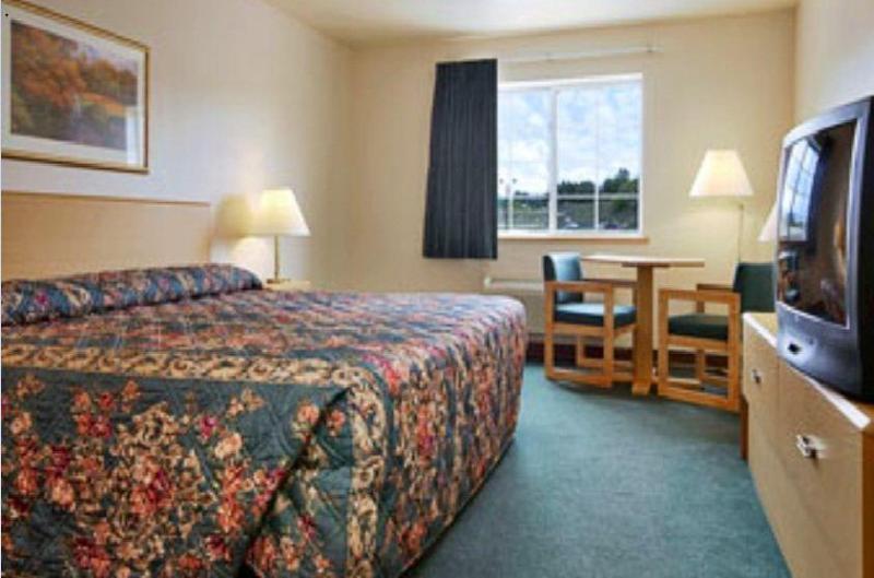 Motel Super 8 By Wyndham Ava Exterior foto