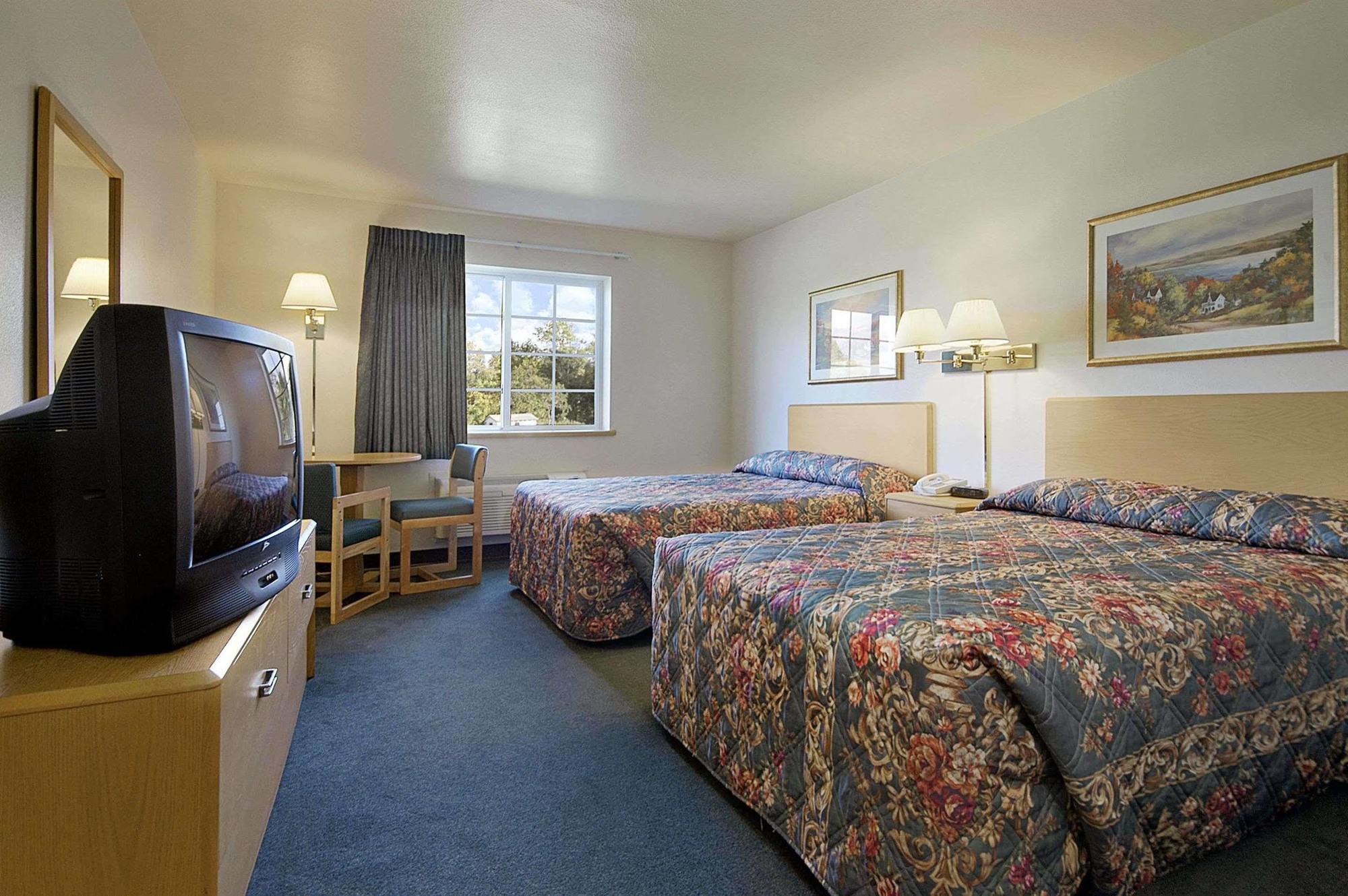 Motel Super 8 By Wyndham Ava Exterior foto